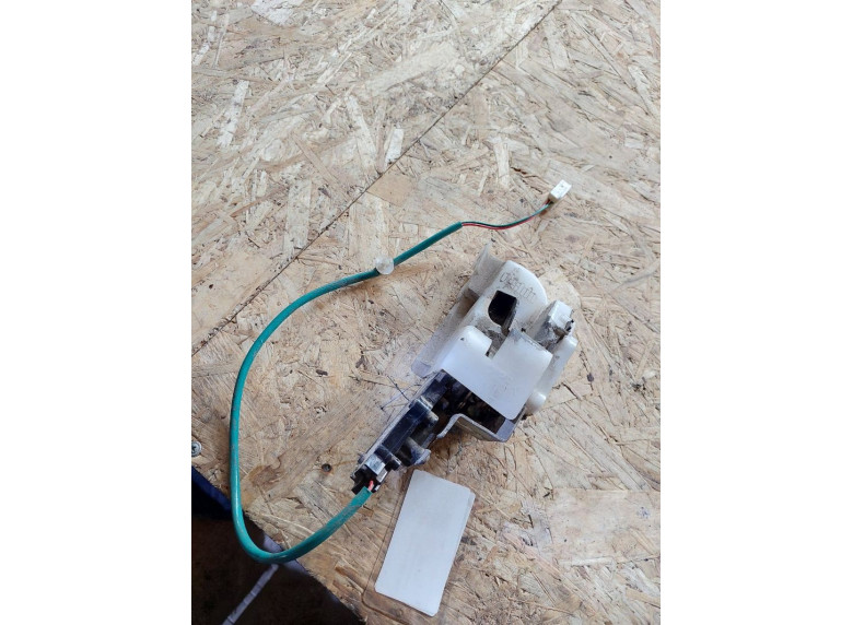 Замок двери задней левой к Замок двери задней левой к Mazda Demio undefined г. Demio