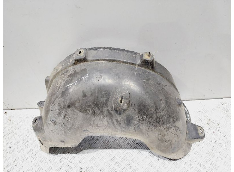 Защита арок передняя левая (подкрылок) к Mercedes ML W163, 2000г.