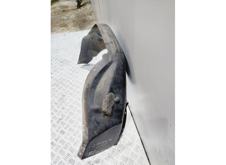 Защита арок передняя левая (подкрылок) к Volkswagen Passat, 1995г.