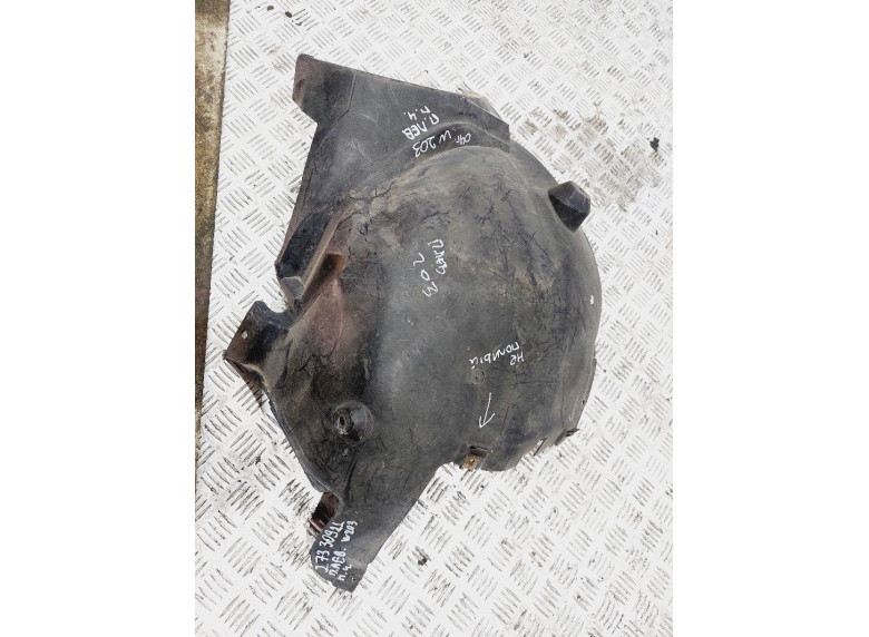 Защита арок передняя левая (подкрылок) к Mercedes C W203, 2004г.