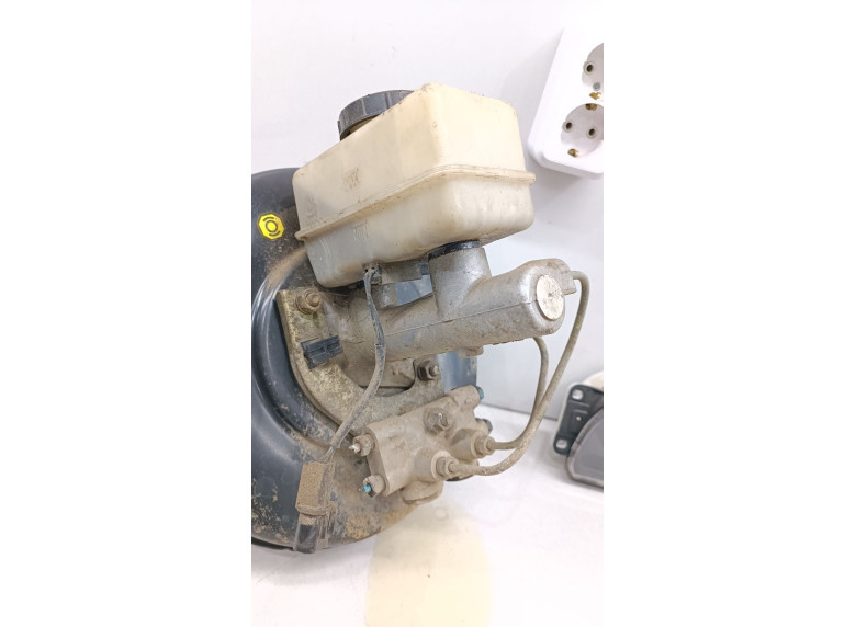 Цилиндр тормозной главный к Hyundai Sonata, 1997г.