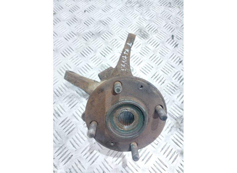 Ступица передняя левая к Hyundai Sonata, 1997г.