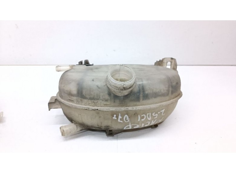 Бачок расширительный к Renault Master