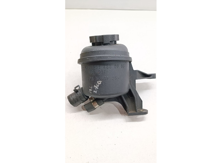 Бачок гидроусилителя к Mercedes C W203, 2003г.