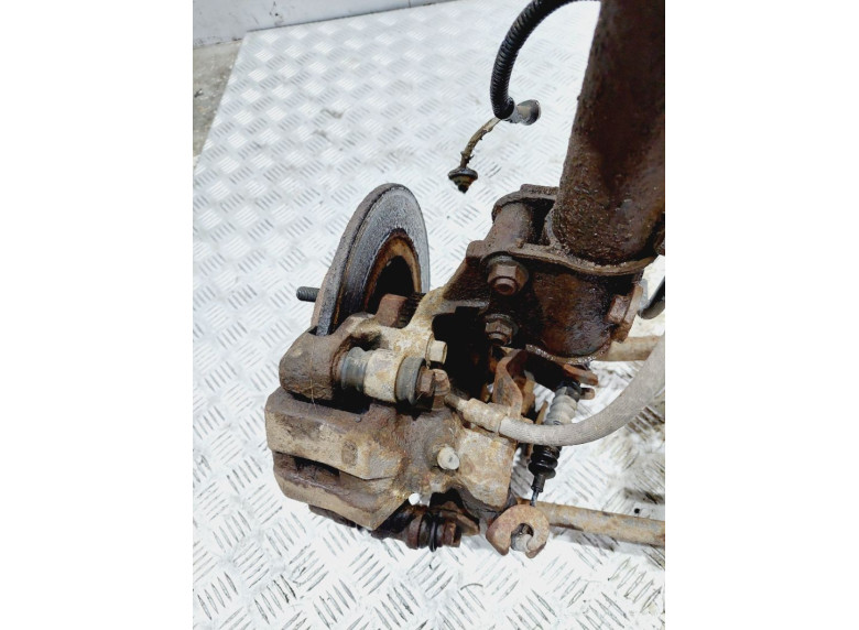 Ступица задняя левая к Kia Carens, 2004г.