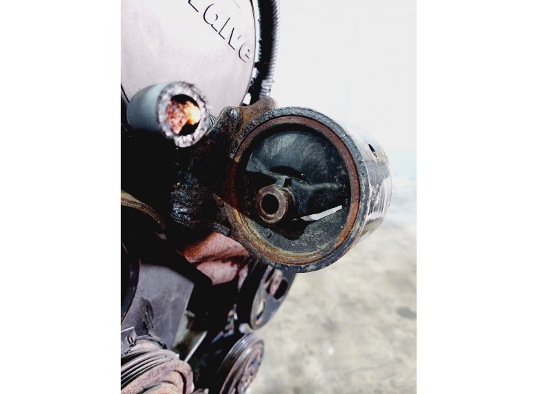 Подушка крепления двигателя к Suzuki Baleno