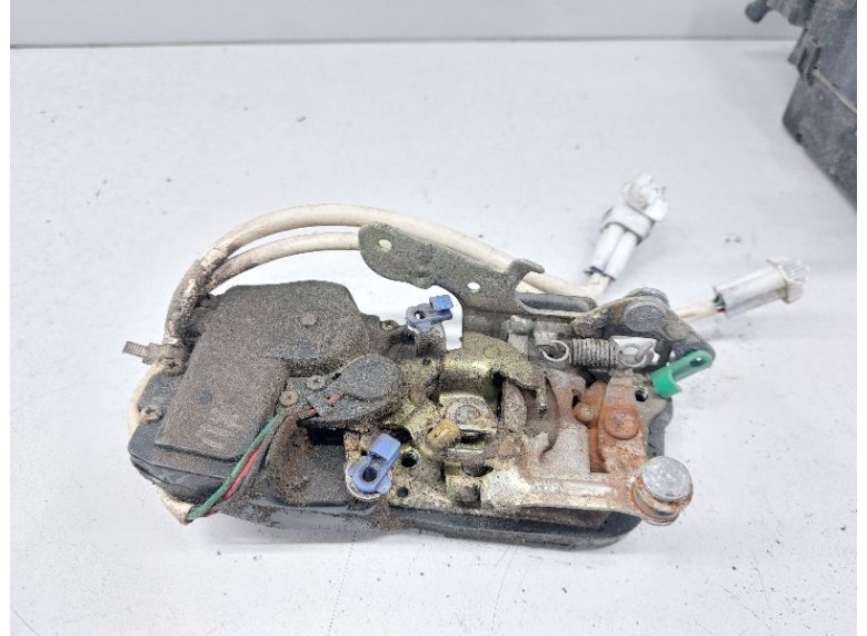 Замок двери передней левой к Замок двери передней левой к Suzuki Baleno undefined г. Baleno