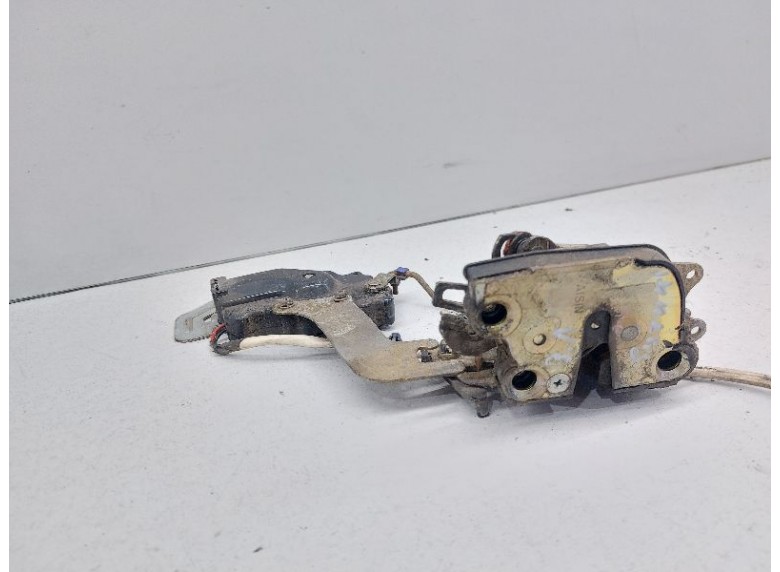 Замок двери задней левой к Замок двери задней левой к Suzuki Baleno undefined г. Baleno