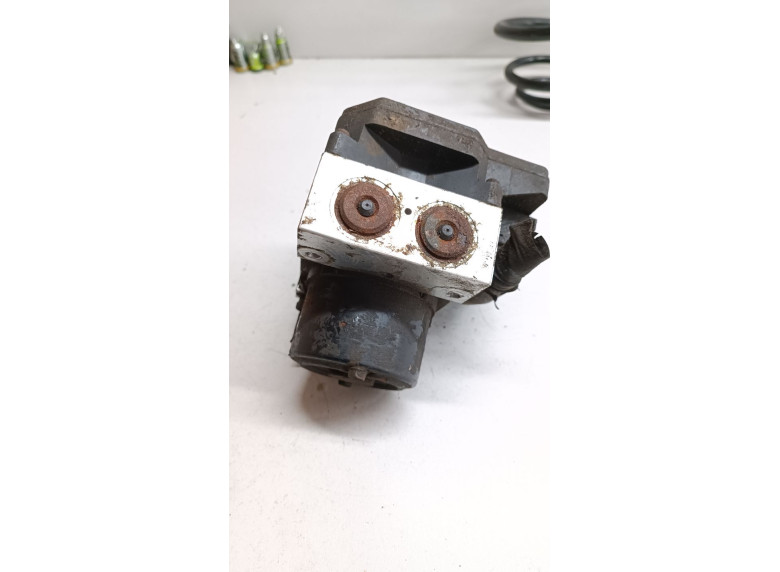 Блок ABS к Kia Carens, 2004г.