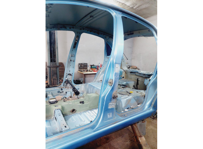 Стойка кузовная центральная левая к Citroen C3, 2005г.