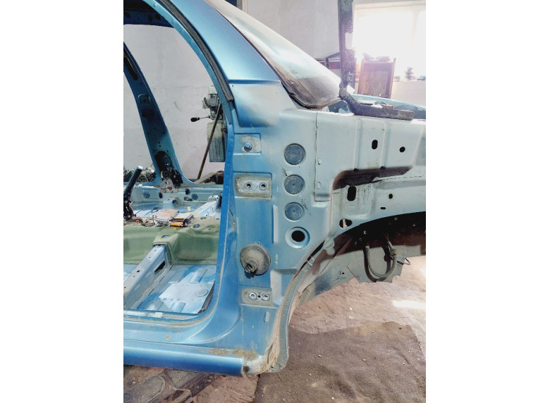 Стойка кузовная передняя правая к Citroen C3, 2005г.