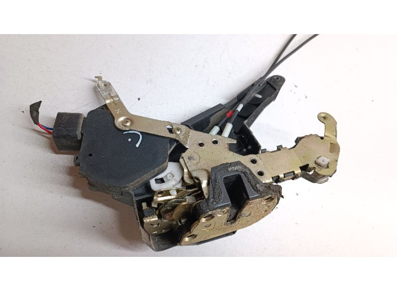 Замок двери передней правой к Geely SC7, 2013г.