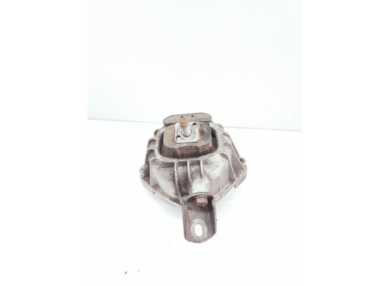 Подушка крепления двигателя к BMW 3 E90/E91/E92/E93, 2008г.
