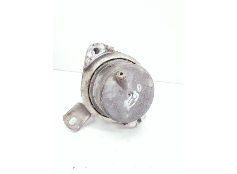 Подушка крепления двигателя к BMW 3 E90/E91/E92/E93, 2008г.