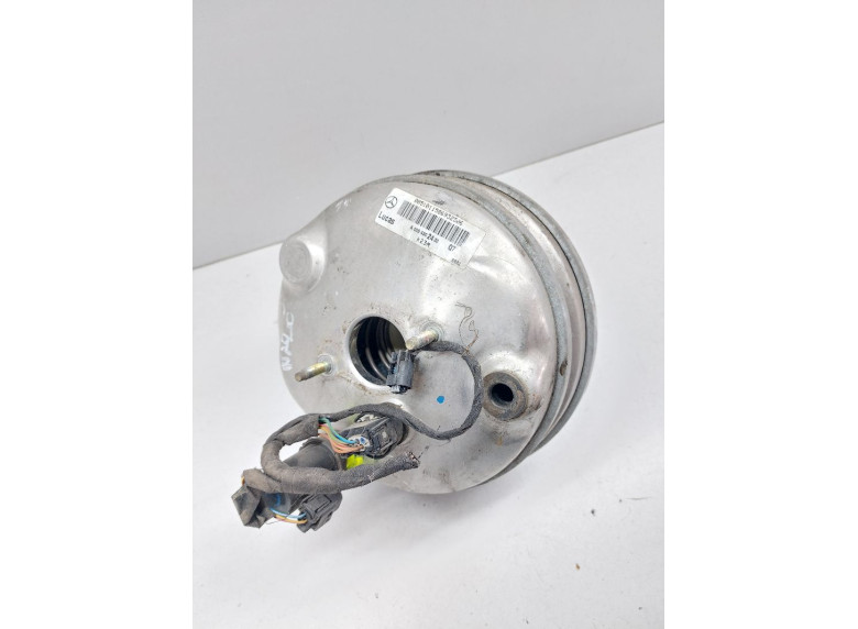 Вакуумный усилитель тормозов к Mercedes S W220, 2001г.