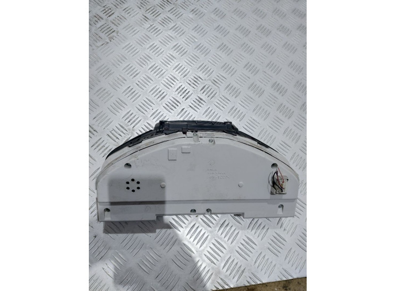 Щиток приборов (приборная панель) к Volvo V70, 2011г.