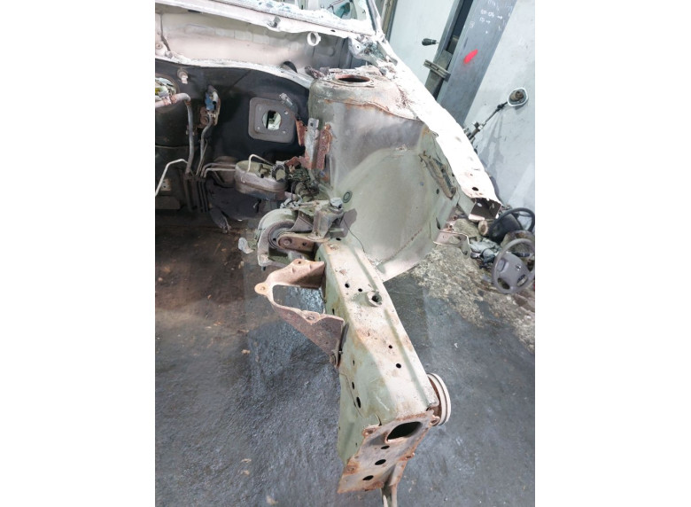 Четверть передняя левая к Четверть передняя левая к Nissan Altima undefined г. Altima