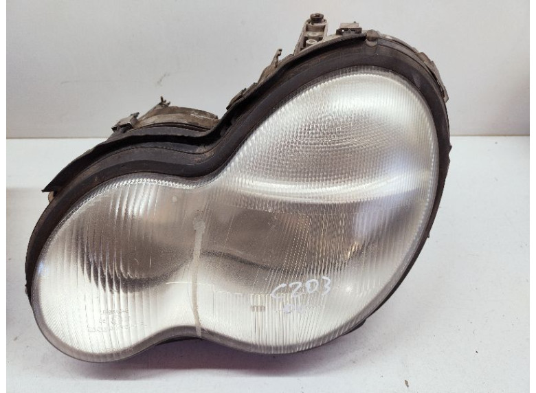 Фара левая к Mercedes C W203, 2002г.
