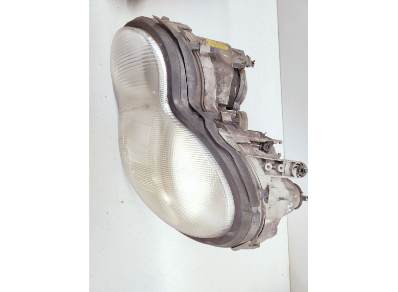 Фара левая к Mercedes C W203, 2002г.