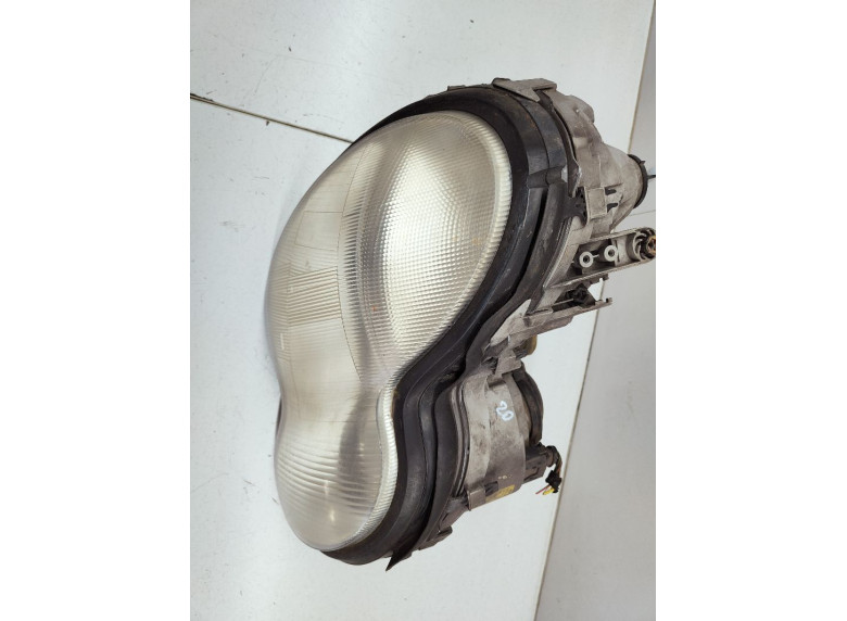 Фара правая к Mercedes C W203, 2002г.