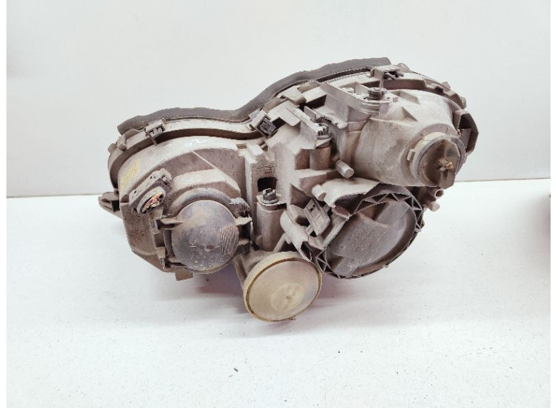Фара правая к Mercedes C W203, 2002г.