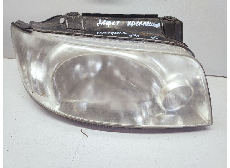Фара правая к Hyundai Matrix, 2004г.