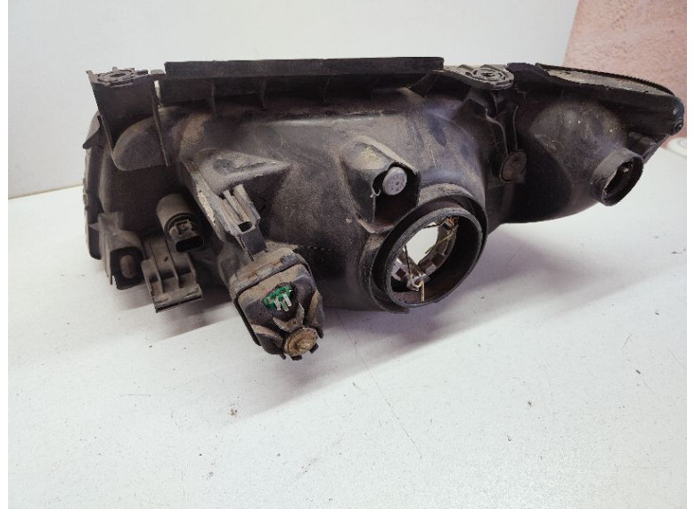 Фара правая к Hyundai Matrix, 2004г.