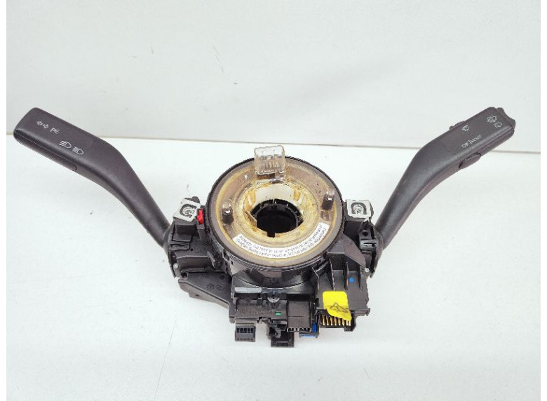 Переключатель подрулевой (стрекоза) к Volkswagen Golf, 2005г.