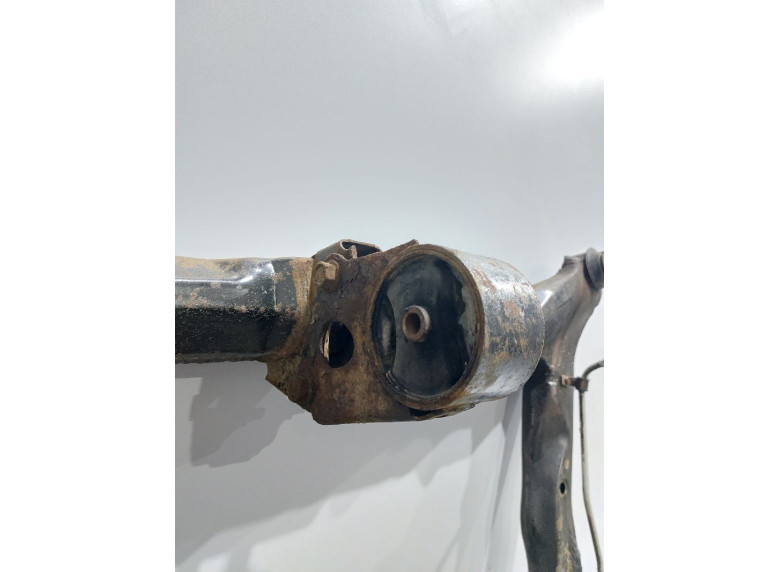 Подушка крепления двигателя к Подушка крепления двигателя к Nissan Altima undefined г. Altima