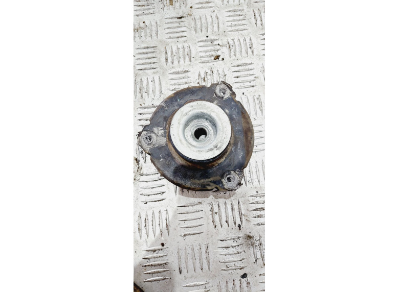 Опора амортизатора верхняя (чашка) к Volkswagen Golf, 2006г.