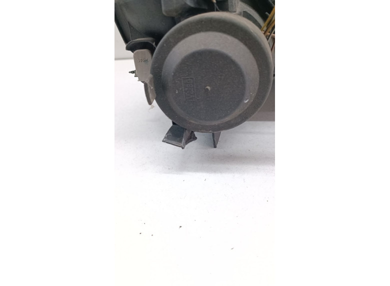 Фара левая к Opel Corsa, 2002г.