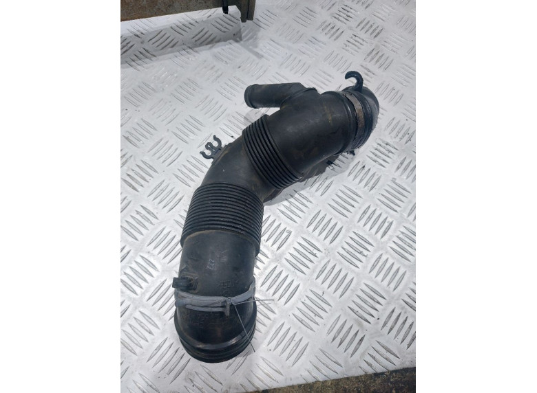 Патрубок турбины к Volkswagen Golf, 2011г.