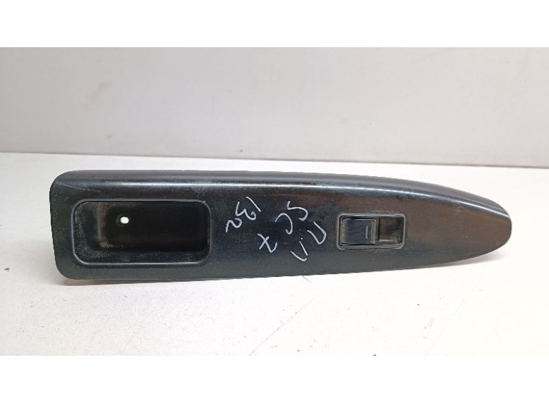 Кнопка стеклоподъемника переднего правого к Geely SC7, 2013г.