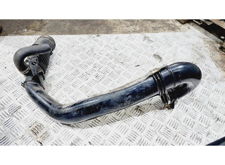 Патрубок турбины к Citroen Xsara Picasso, 2002г.