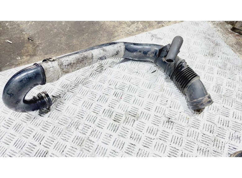 Патрубок турбины к Citroen Xsara Picasso, 2002г.