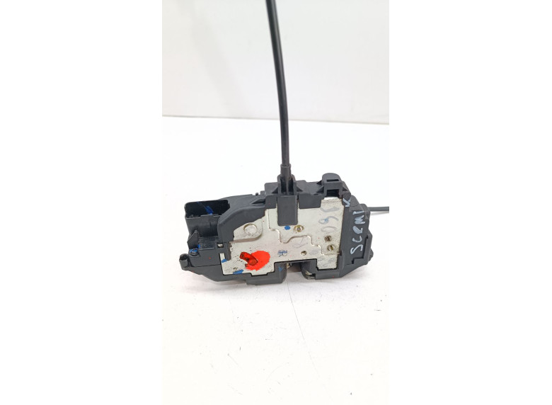 Замок двери задней правой к Renault Scenic, 2010г.