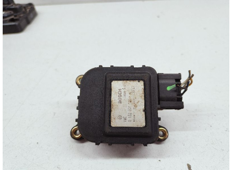 Моторчик заслонки печки к Fiat Bravo, 1998г.