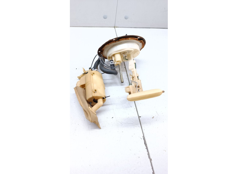 Насос топливный к Nissan Maxima