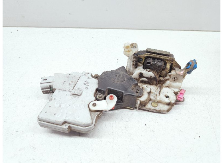 Замок двери передней правой к Замок двери передней правой к Nissan Maxima undefined г. Maxima