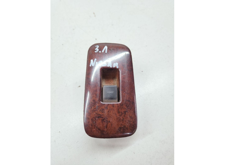 Кнопка стеклоподъемника заднего левого к Nissan Maxima