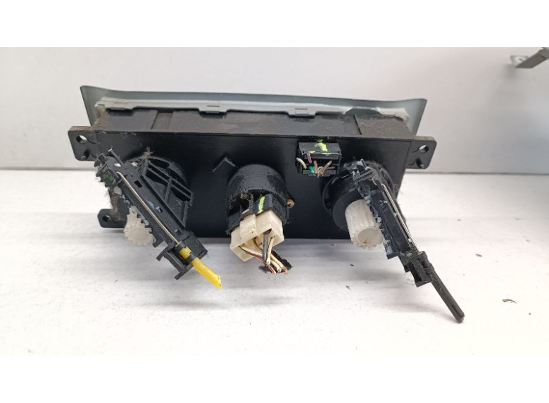 Блок управления печки/климат-контроля к Блок управления печки/климат-контроля к Chery A1 undefined г. A1