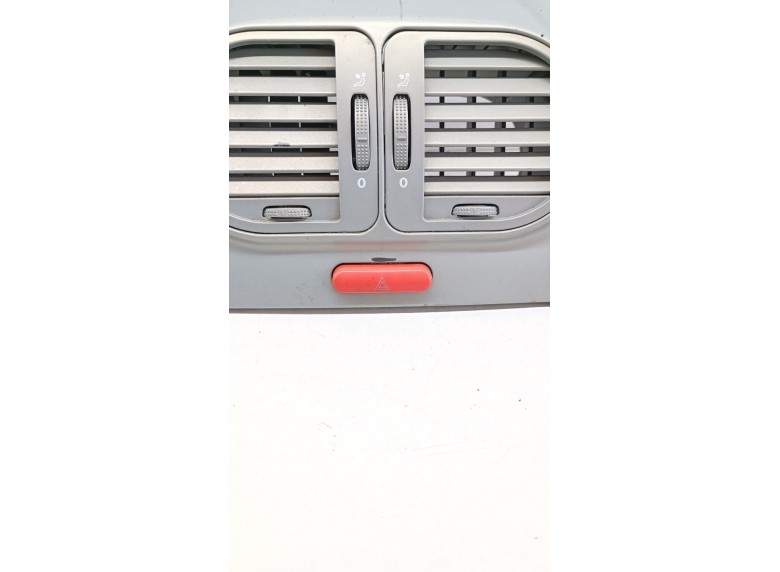 Кнопка аварийной сигнализации к Chery A1 undefined г.