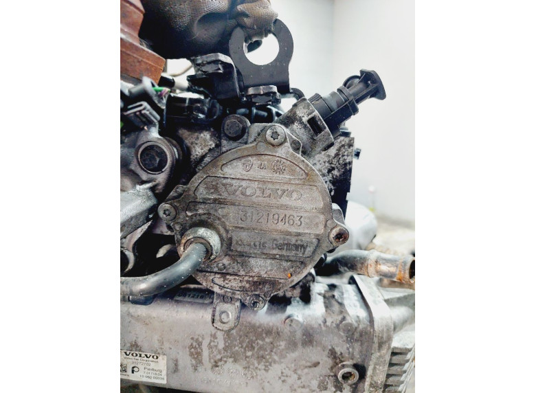 Насос вакуумный к Volvo S80, 2010г.