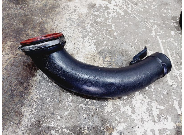 Патрубок турбины к Volvo S80, 2010г.