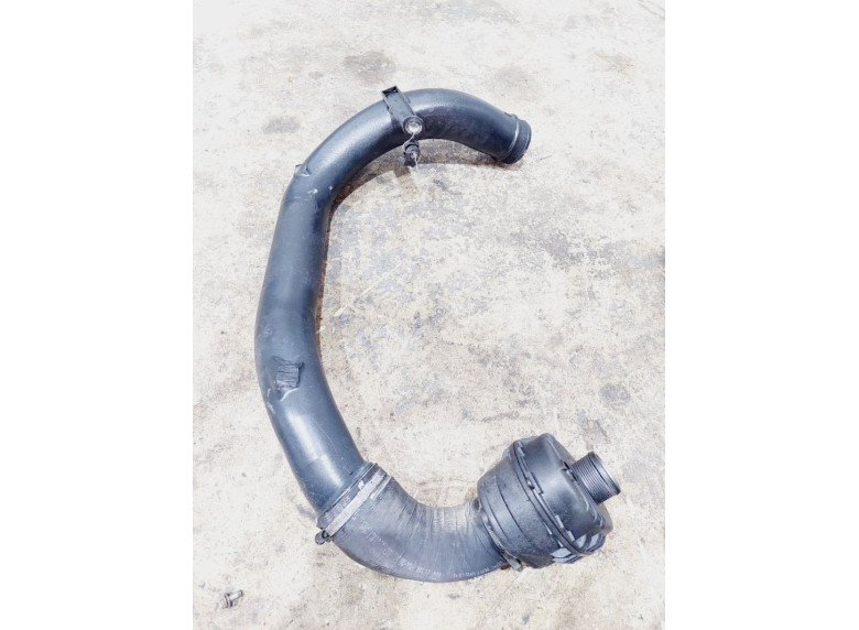 Патрубок интеркулера к Патрубок интеркулера к Volvo S80 undefined г. S80