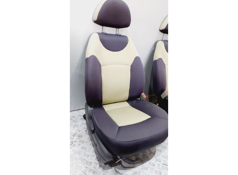 Сиденье переднее правое к Chery A1, 2008г.