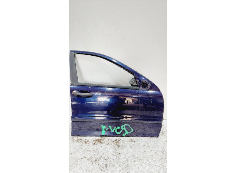 Замок двери передней правой к Mercedes C W203, 2003г.
