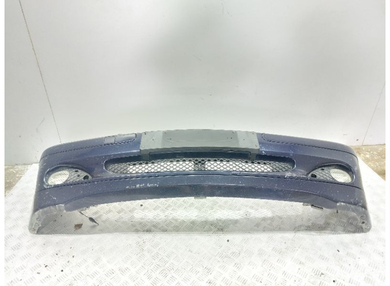 Бампер передний к Mercedes C W203, 2002г.