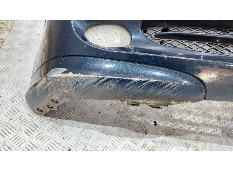 Бампер передний к Mercedes C W203, 2002г.