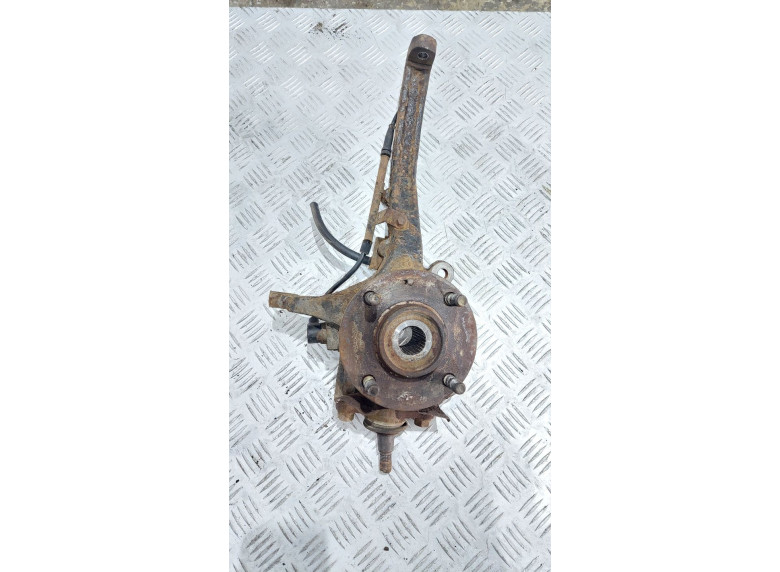 Ступица передняя правая к Hyundai Sonata, 2000г.